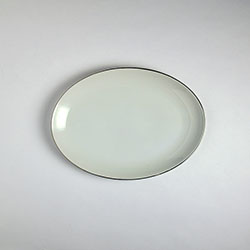 オーバル皿（白）銀ライン　par