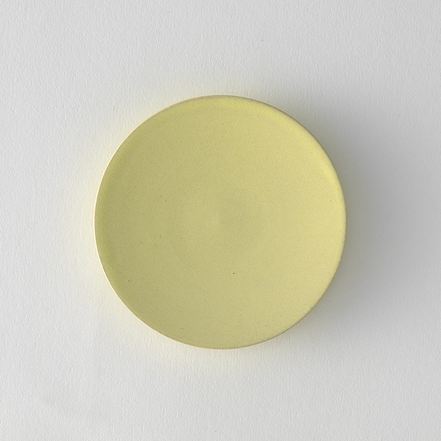 TAKUNOBU　9.5cmプレート　チタン結晶釉　黄