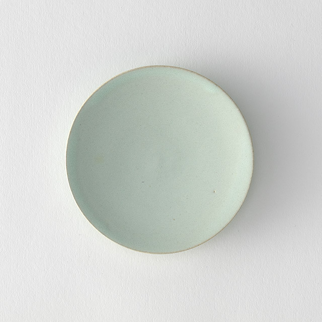 TAKUNOBU　9.5cmプレート　チタン結晶釉　薄緑