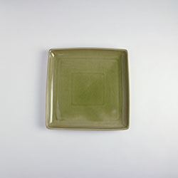 グリーン　qb　正方形皿　27cm