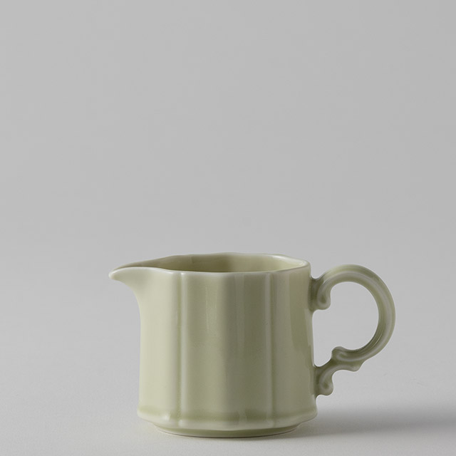 パンジェンシー　クリーマー　ペールグリーン