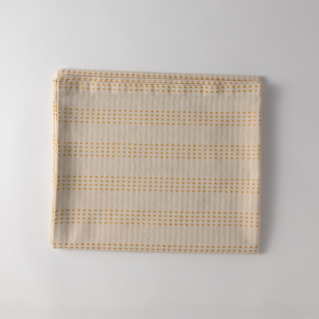 テーブルクロス 黄ステッチ 120×150