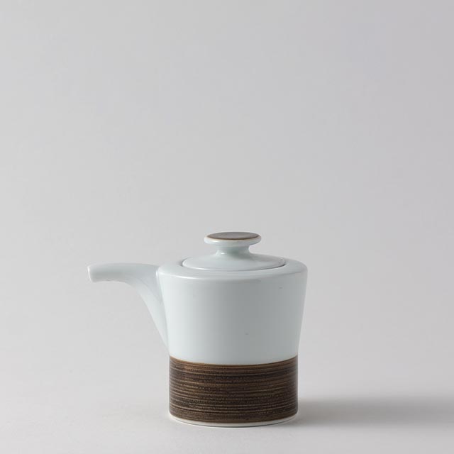 HAKUSAN(茶)醤油入れ