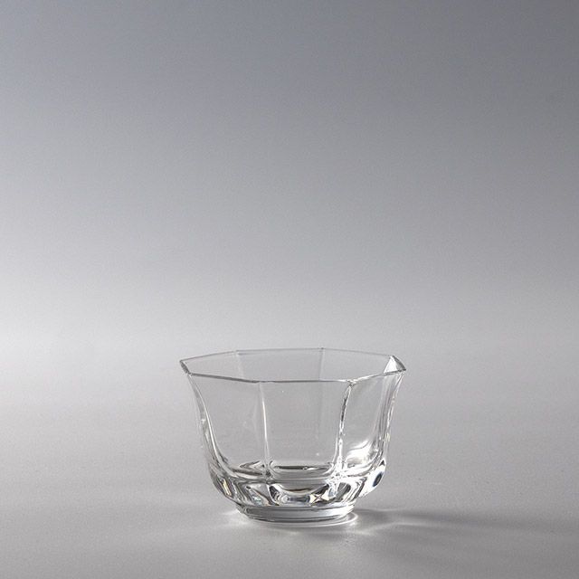 ガラス八角　盃