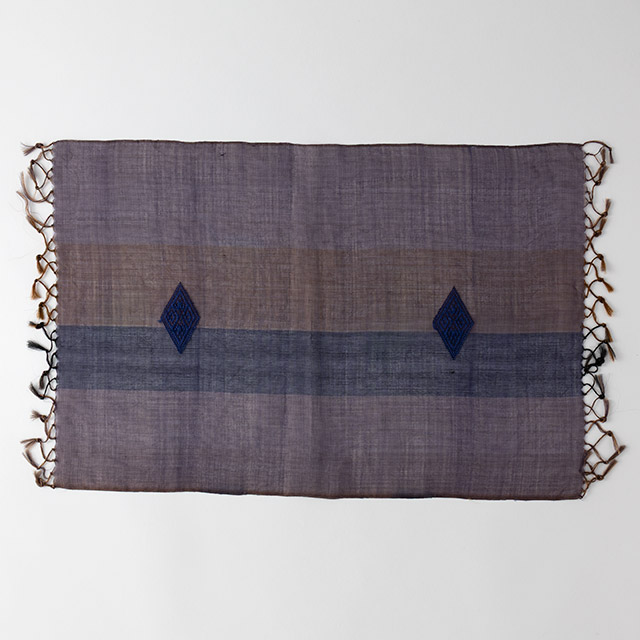 テーブルセンター（ラオス）