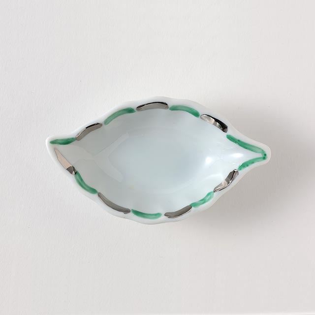 和　プラチナ　木の葉皿