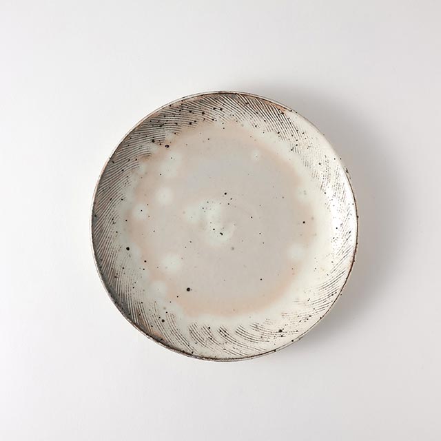 和)粉引くし目丸皿 22