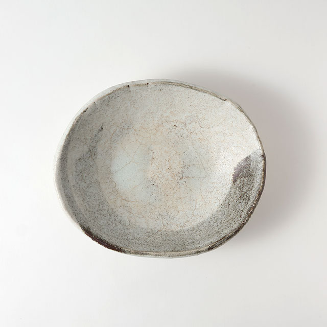 変形楕円　白地／茶　深鉢