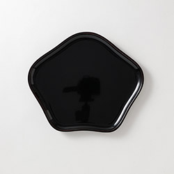 漆　アソベ　五角形盆　黒