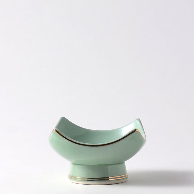 のぞき　若草色角高台