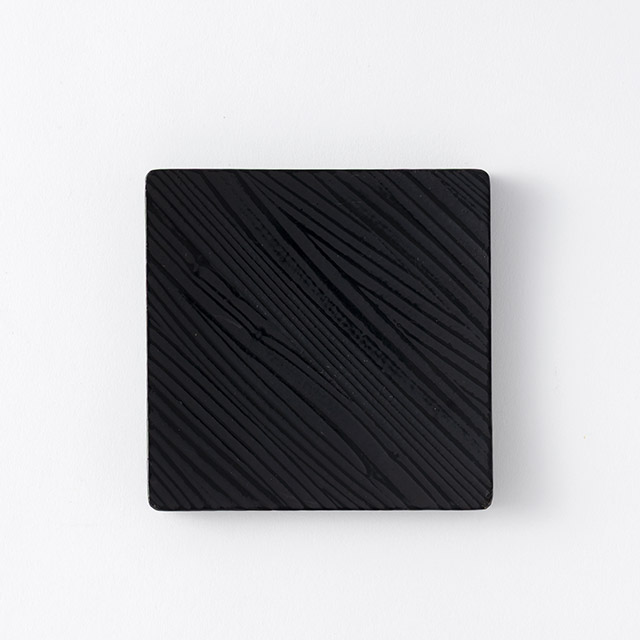 コースタ黒杉目 角