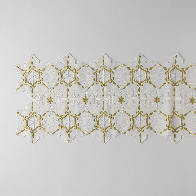 X'mas テーブルセンター　白地金