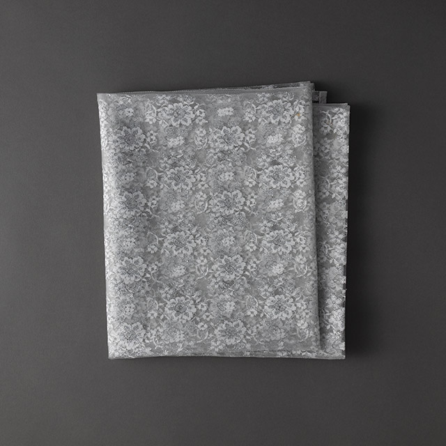 テーブルクロス　銀ラメ