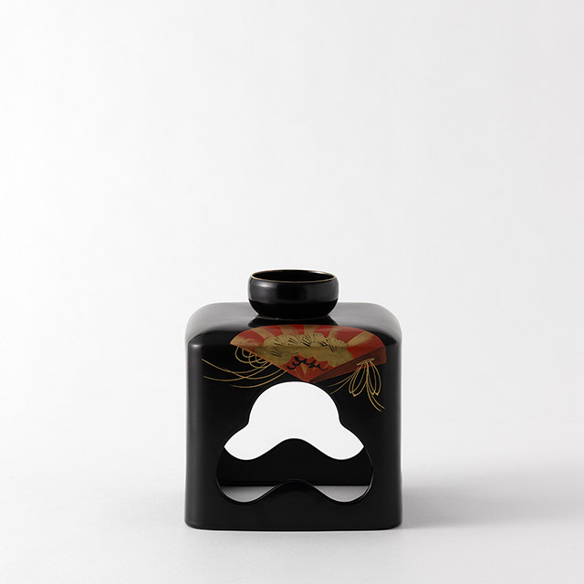 屠蘇器　黒　朱の扇／金扇（盃台）