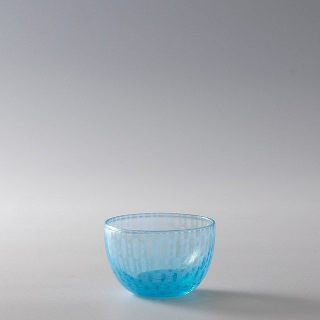 ガラス盃　ブルー