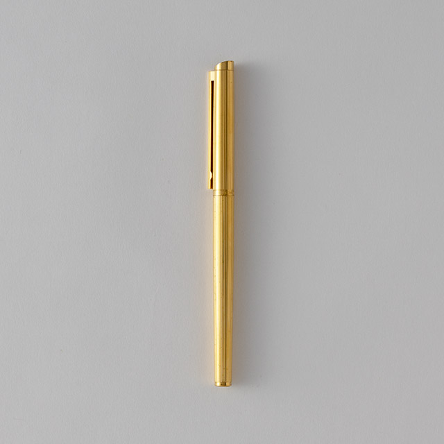 ダンヒル　ゴールド万年筆(ｸﾗｼｯｸ50%｜旧4,400円)