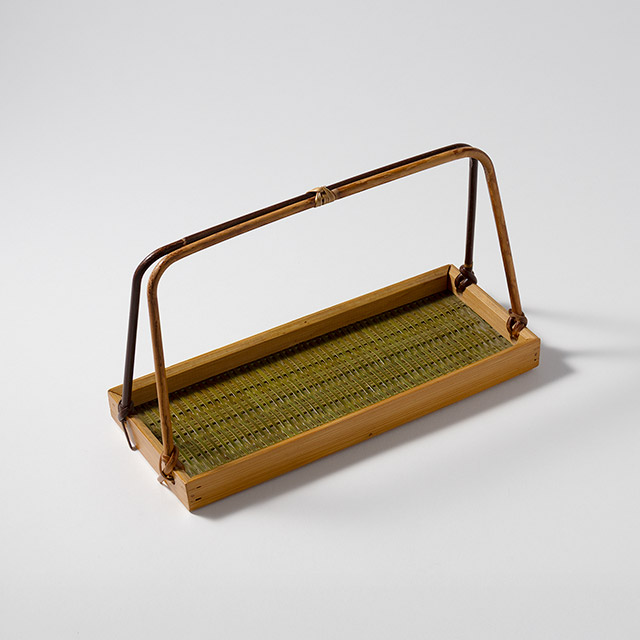 竹長角　手付きカゴ