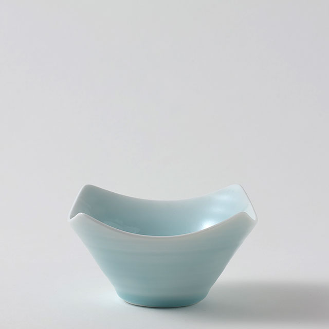 青白四方小鉢　12cm