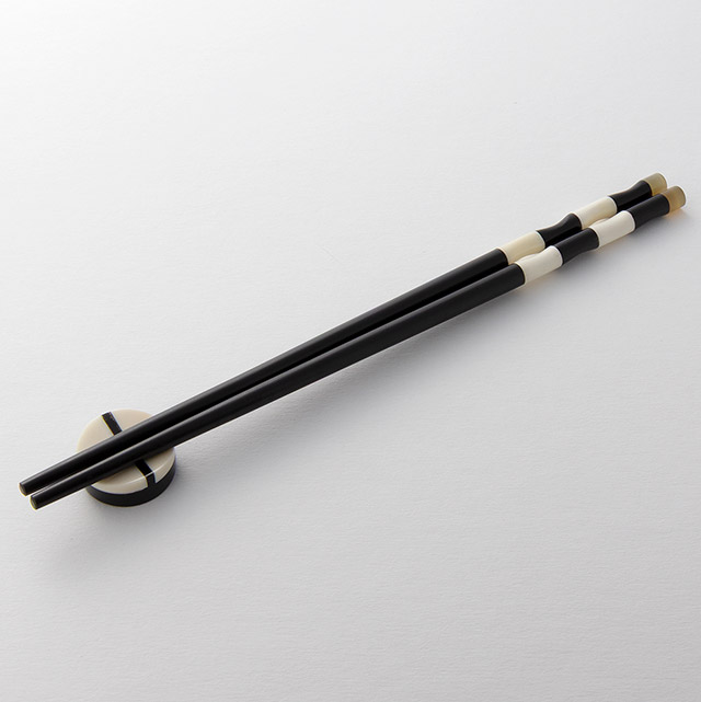 アジア箸　黒／白　丸箸置付き