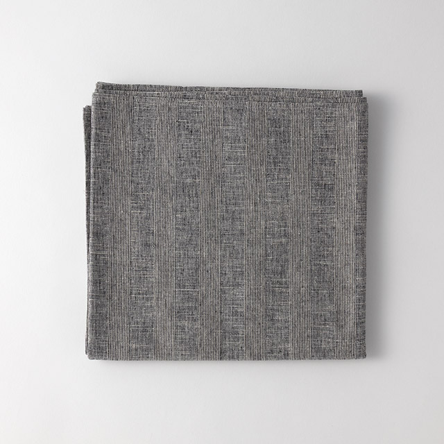 テーブルクロス　グレーストライプ