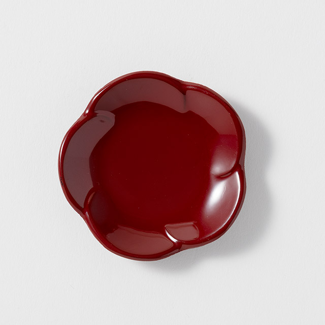 塗り豆皿　HK　花型