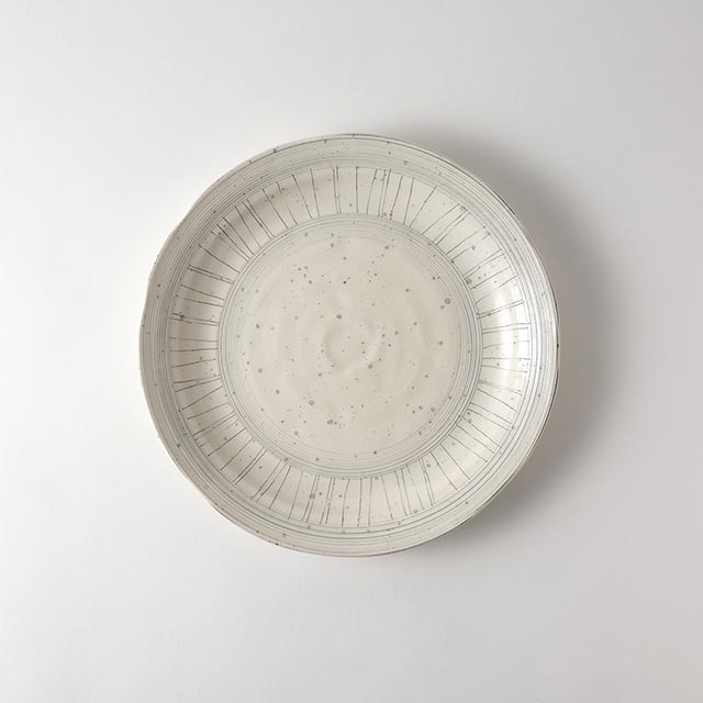ベージュ／ドット／線　中皿24cm