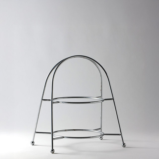 ケーキスタンド　メタルトライアングル