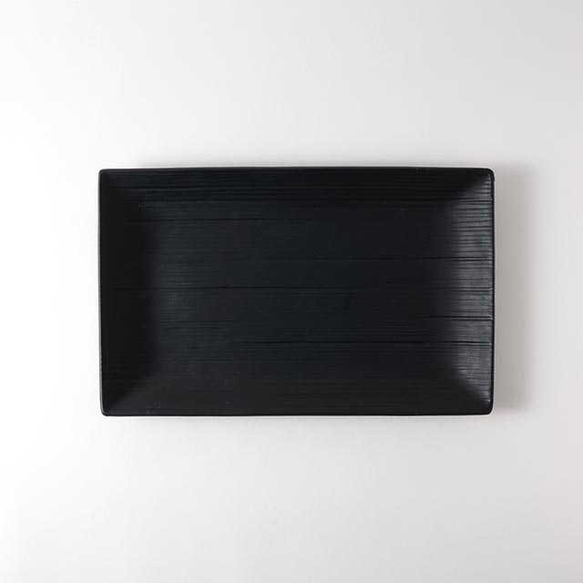長皿（黒）　koyomi　34×21.5