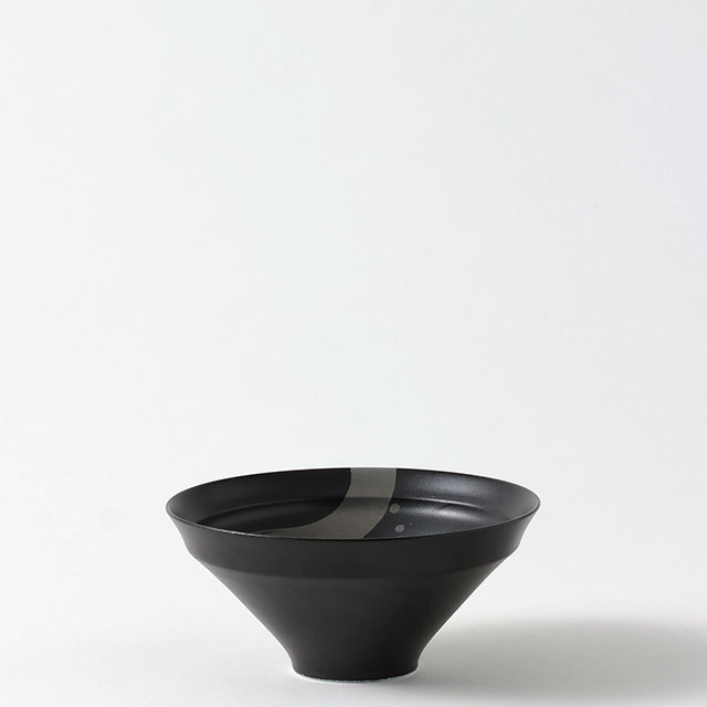 ブリュー黒地グレーライン深鉢　M