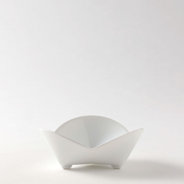 hanahana　白小鉢　3山　13cm