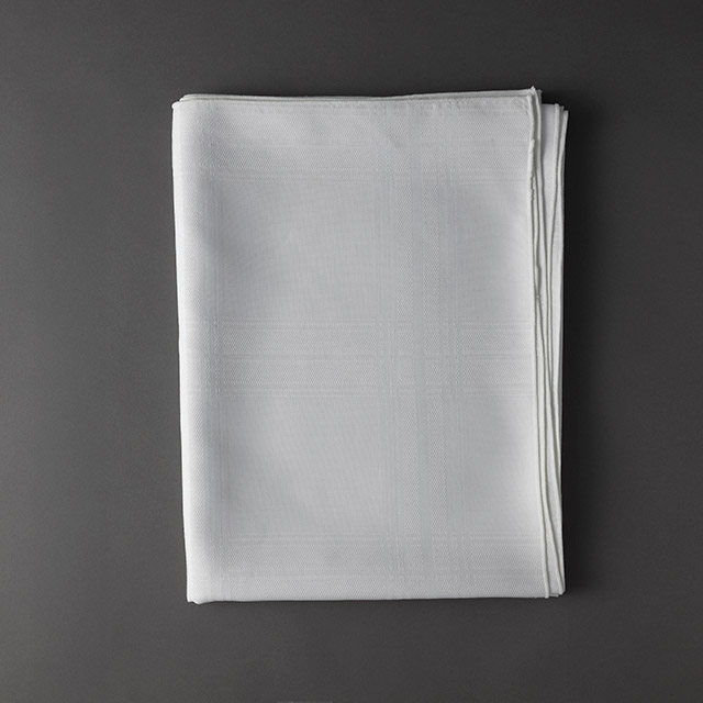 テーブルクロス　格子ホワイト