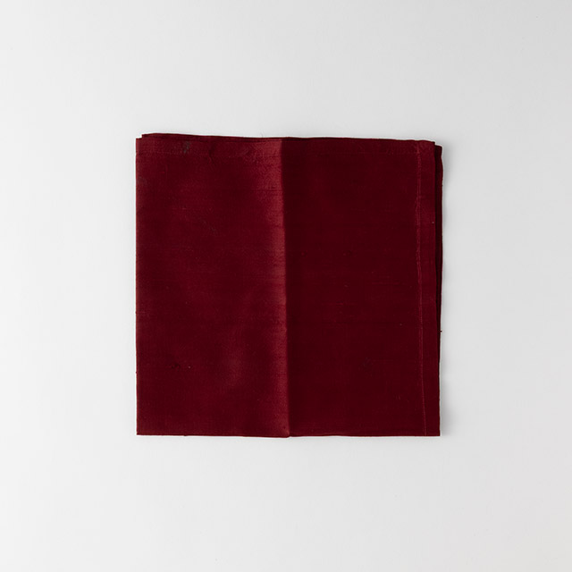 ナプキン　シルク　エンジ