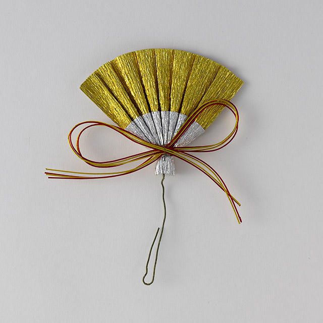 水引 クレープ扇 金