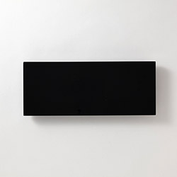 敷板足付（黒）　33×13.6