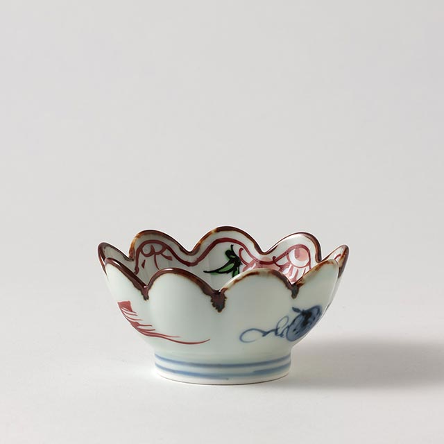 手描き小鉢　赤絵フリル