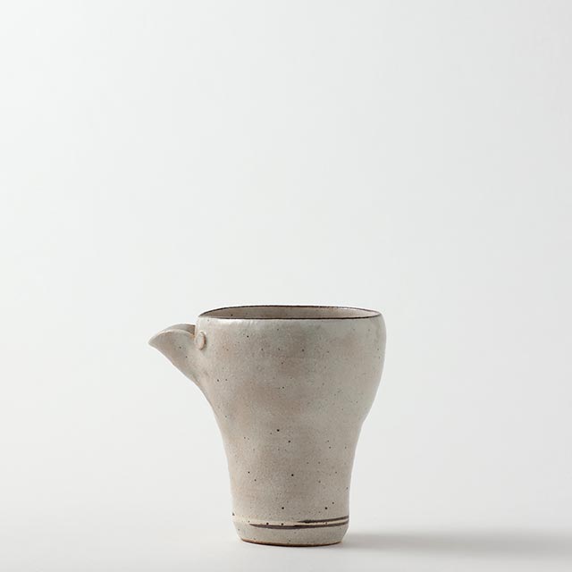 MD　竹山　片口酒注ぎ