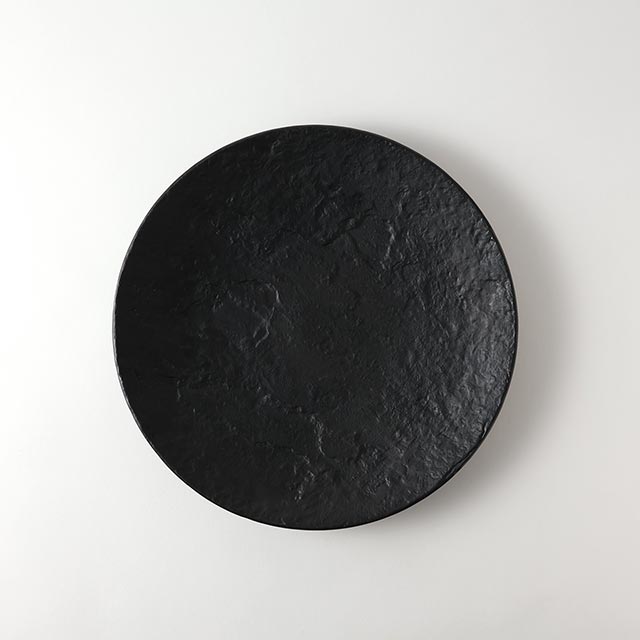 プレート　黒カワラ　丸　27cm