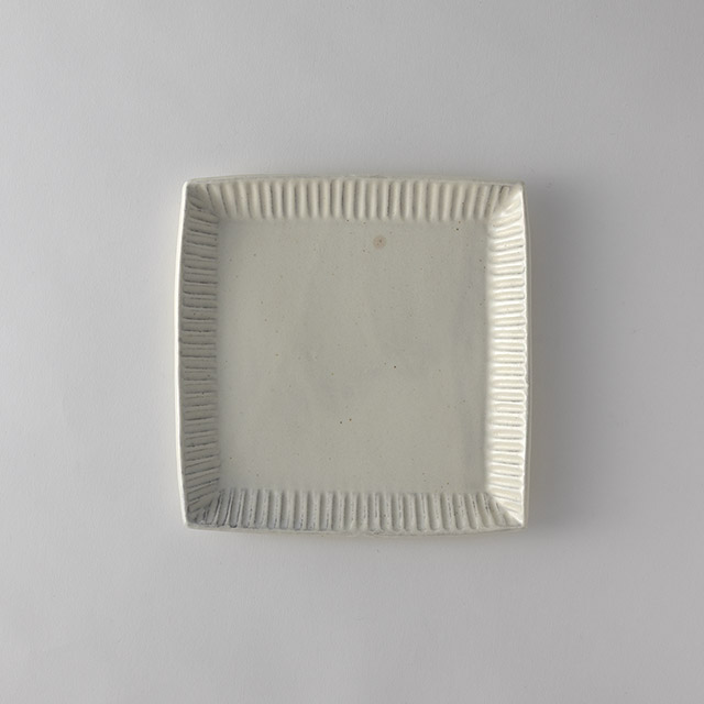 長尾徳太郎 粉引リム正角(大)