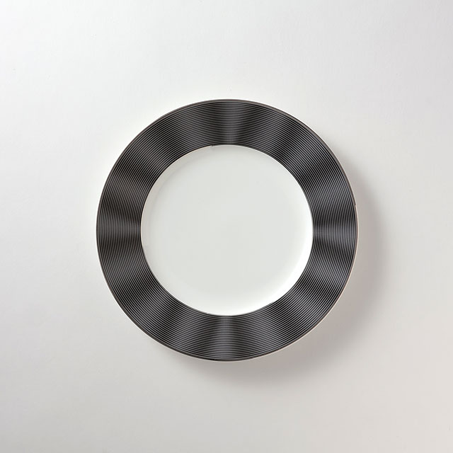 エリートモダンプレート　ブラック／プラチナ21