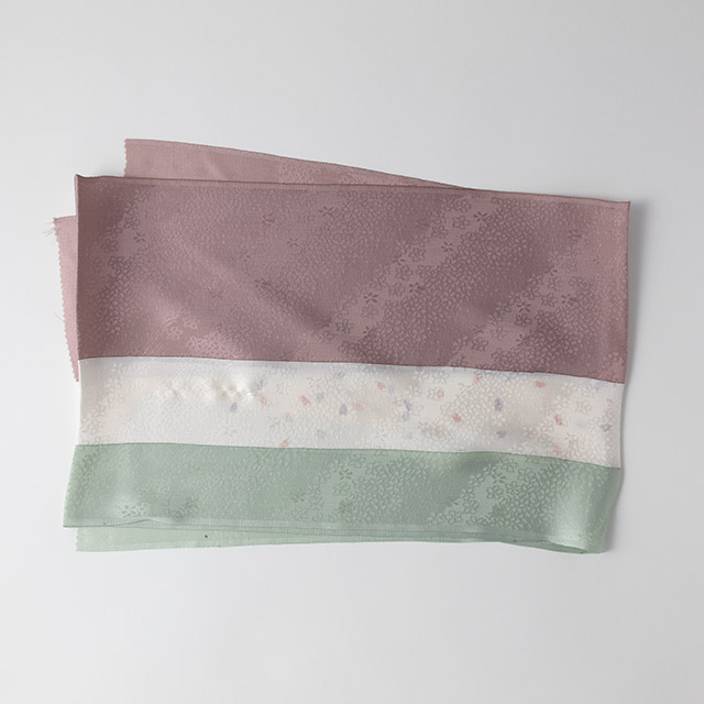 和の布　薄紫・白・緑　花びら