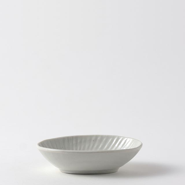 しのぎ楕円鉢　白　12.5/9