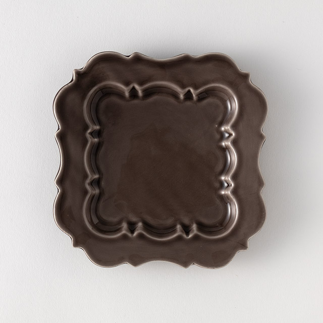 アンテオール Cardlnalプレート 茶15cm