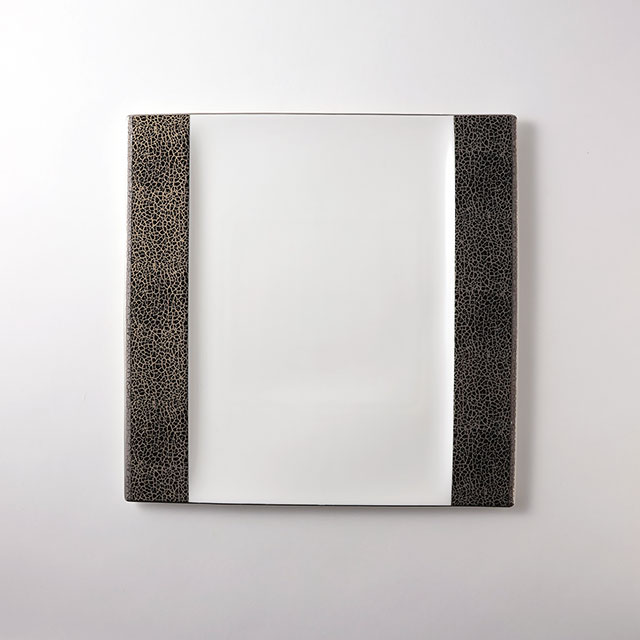 Deva白地角皿　サイド黒　大