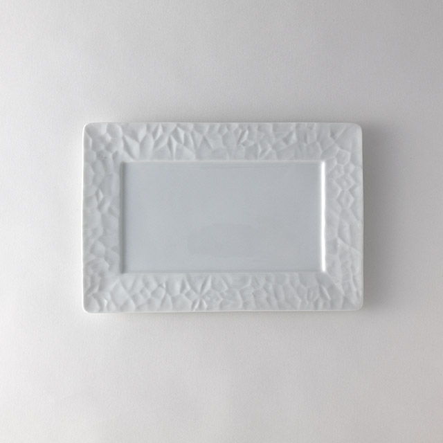 長皿　白　渕4デコ　32／21