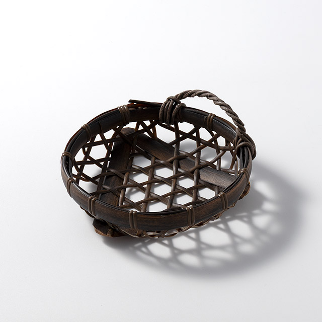 ゆりかずら　茶丸カゴ　15c