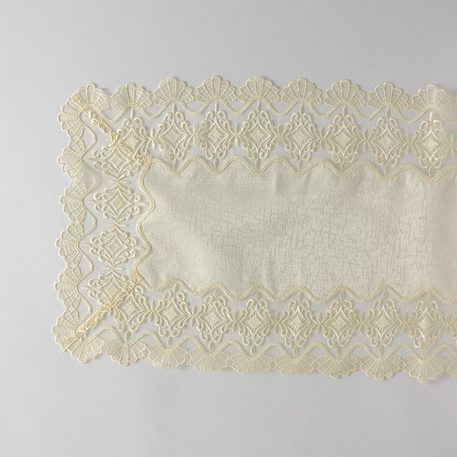 テーブルランナー　オーガンジー生成り　87×35