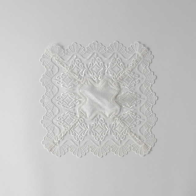 テーブルマット　オーガンジー白　29×29