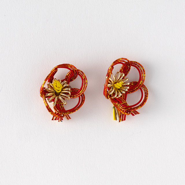 お正月　梅水引　２ヶセット