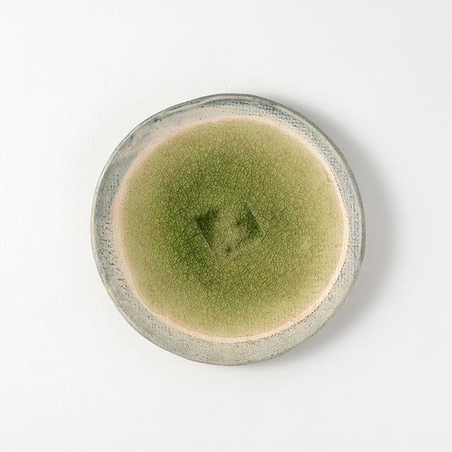 Madu　丸皿　グリーン　15.5cm