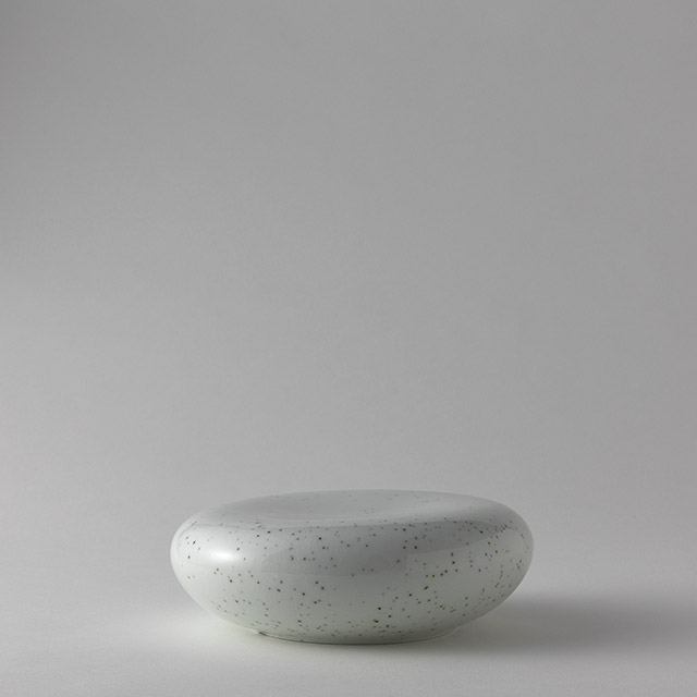 陶器ストーン丸厚(白)ドット18cm 大